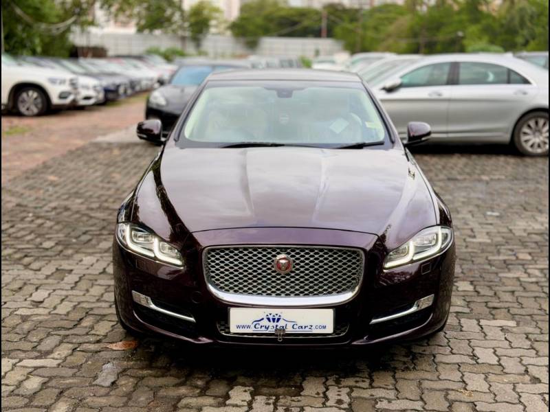 Jaguar XJ L 3.0 V6 Portfolio