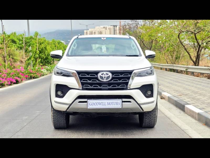 Toyota Fortuner 4x2 2WD Diesel 2.8L Turbo Automatic