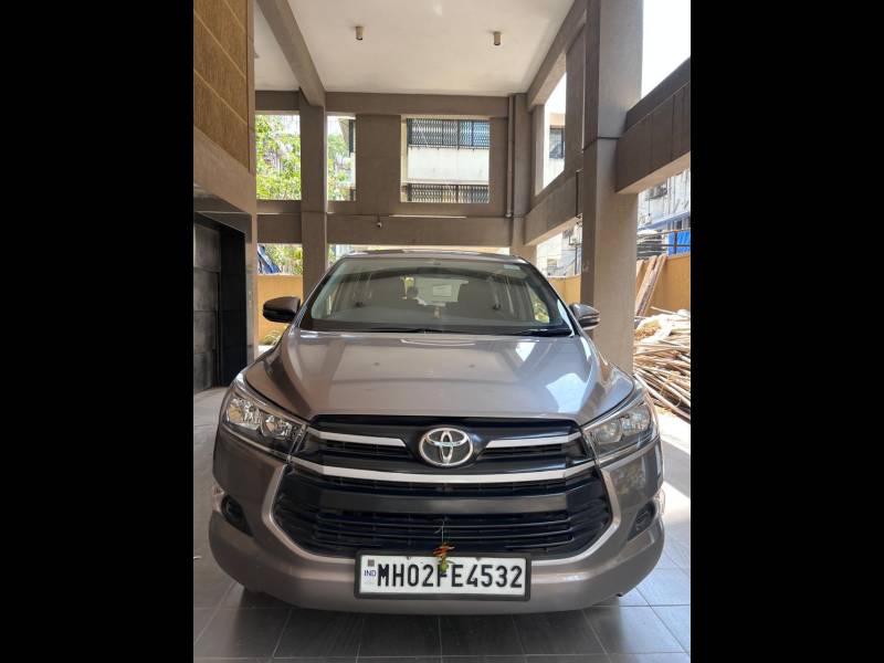 Toyota Innova Crysta 2.8 G AT