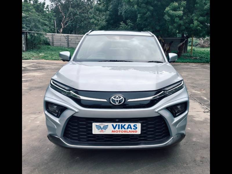 Toyota Urban Cruiser Hyryder V AT NeoDrive
