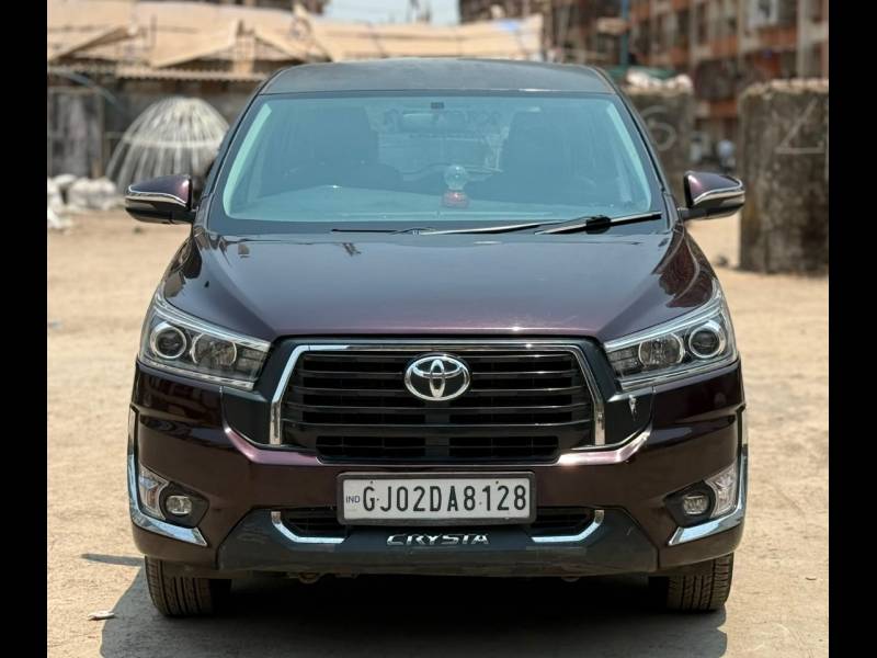 Toyota Innova Crysta 2.4 V Diesel