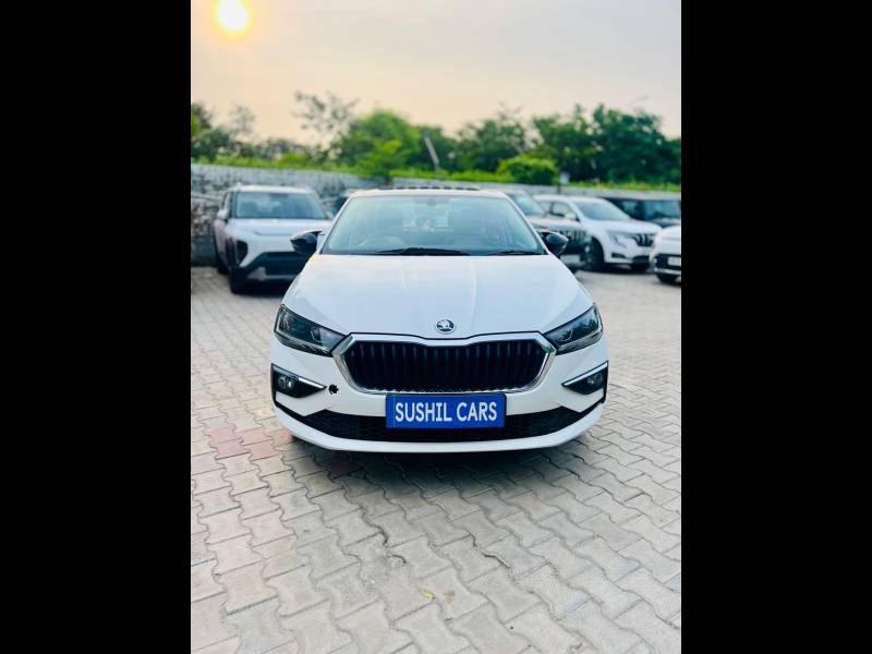 Skoda Slavia Style 1.0L TSI MT