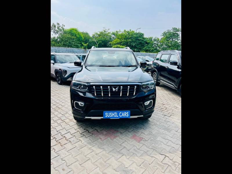 Mahindra Scorpio-N Z8 L Diesel AT 2WD 7 STR