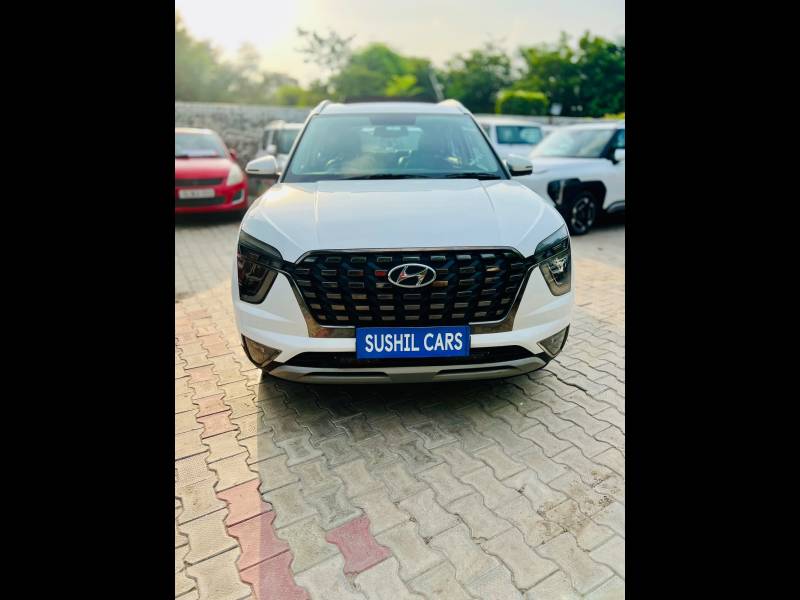 Hyundai Alcazar Signature (O) 6 STR 1.5 Diesel AT