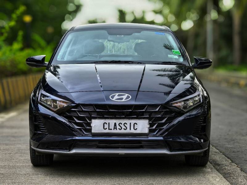Hyundai i20 Asta (O) 1.2 IVT Dual Tone