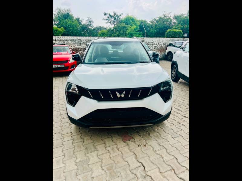 Mahindra XUV 3XO AX5 1.2 L Petrol