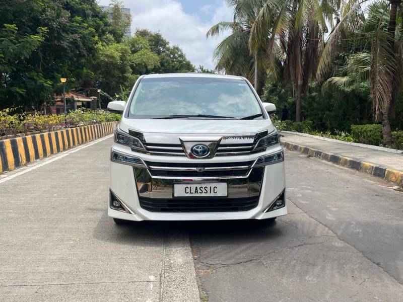 Toyota Vellfire VIP - Executive Lounge