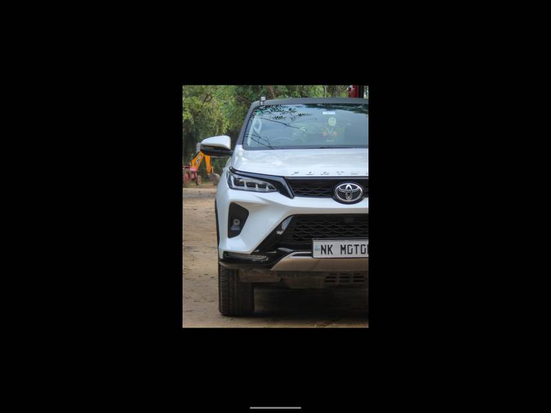 Toyota Fortuner Legender 2.8 4X2 AT