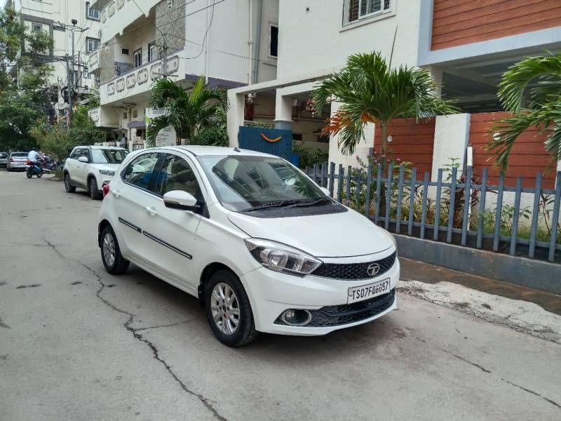 Tata Tiago Revotron XZA
