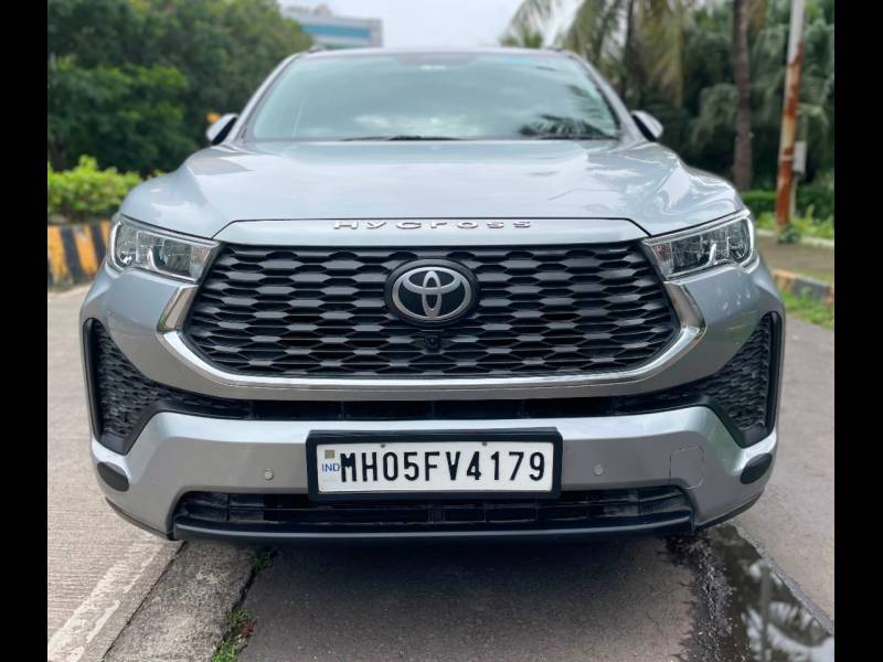 Toyota Innova Hycross VX Hybrid 7 STR