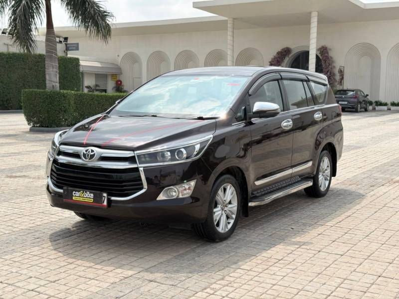 Toyota Innova Crysta 2.7 ZX AT 7 STR