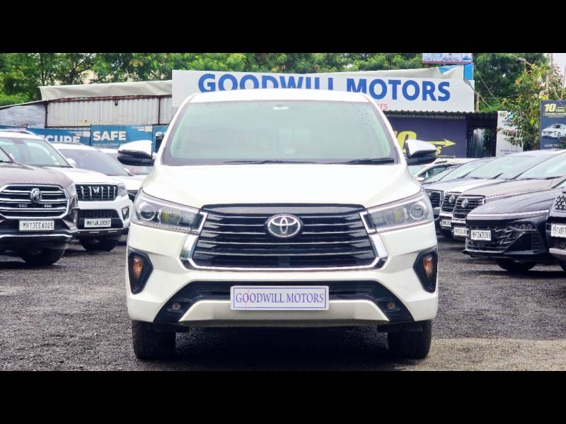 Toyota Innova Crysta 2.4 Z 7 STR
