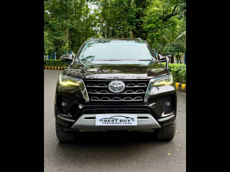Toyota Fortuner 4X2 MT 2.8 Diesel