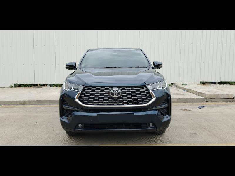 Toyota Innova Hycross ZX Hybrid 7 STR