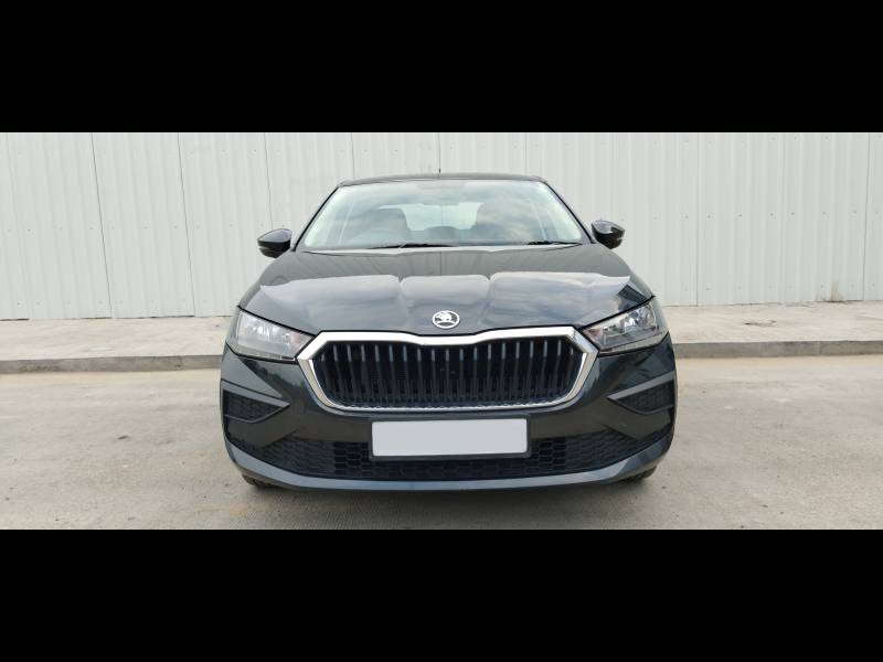 Skoda Slavia Active 1.0L TSI MT