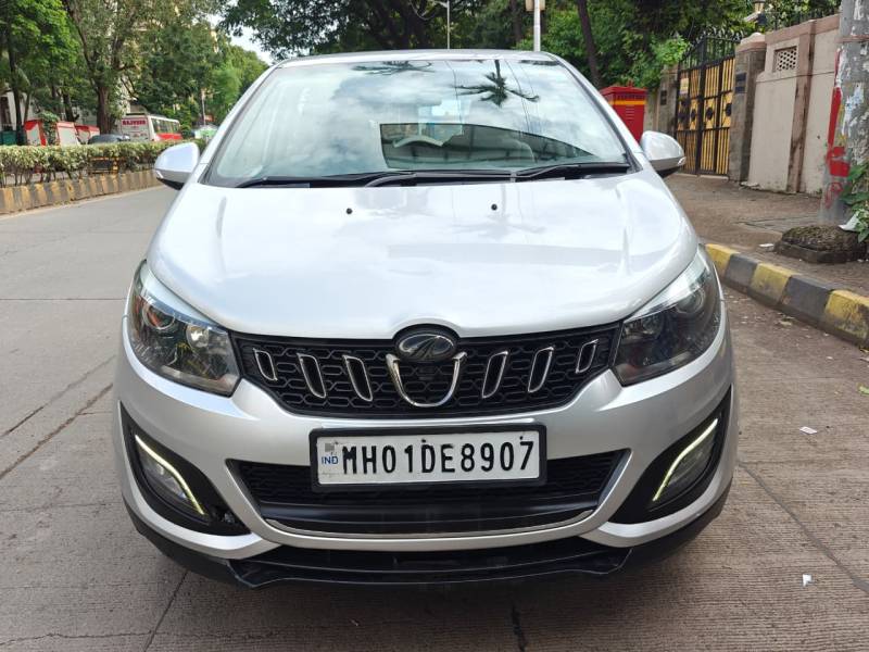 Mahindra Marazzo M8 7 STR