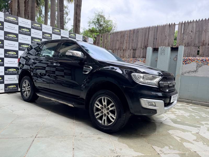 Ford Endeavour Titanium 3.2 4x4 AT