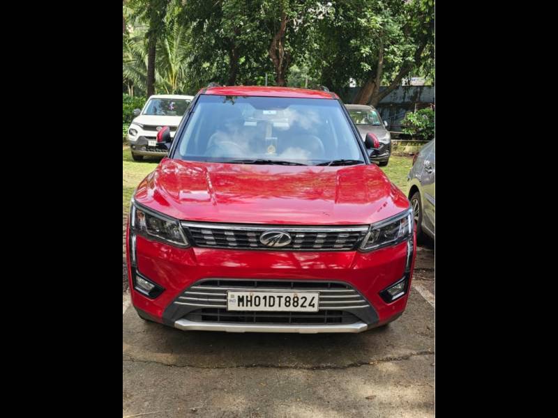 Mahindra XUV 300 W8 (O) 1.5 Diesel AMT