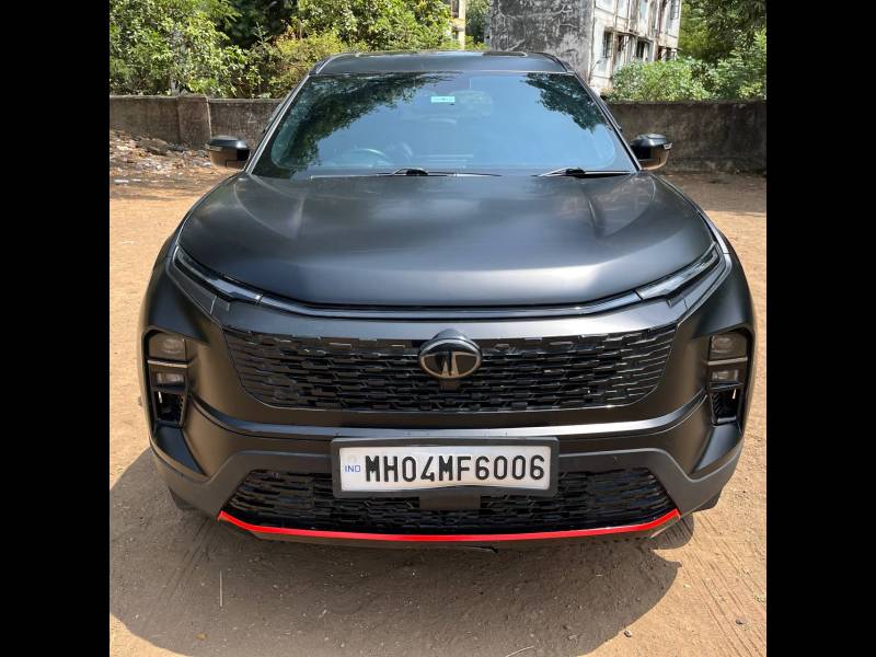 Tata Safari Pure Plus S Dark Edition AT 7 STR