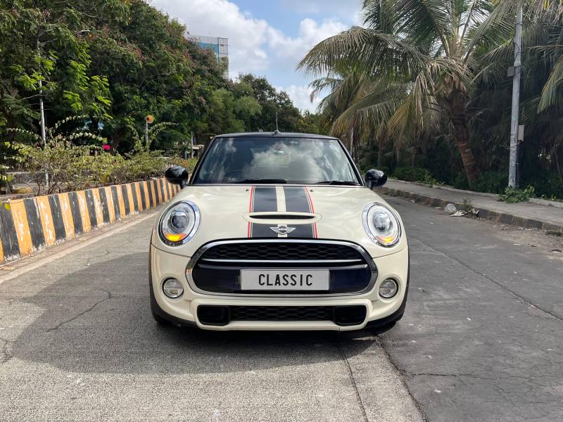 Mini Convertible 2.0