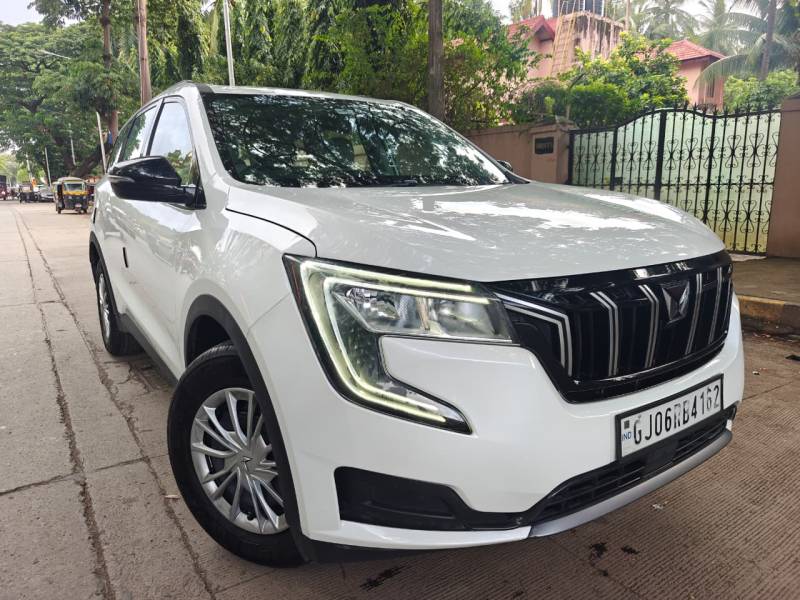 Mahindra XUV700 AX5 Diesel AT 7 STR