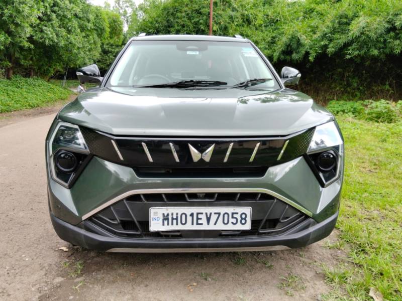 Mahindra XUV 3XO AX5L 1.2 Petrol AT