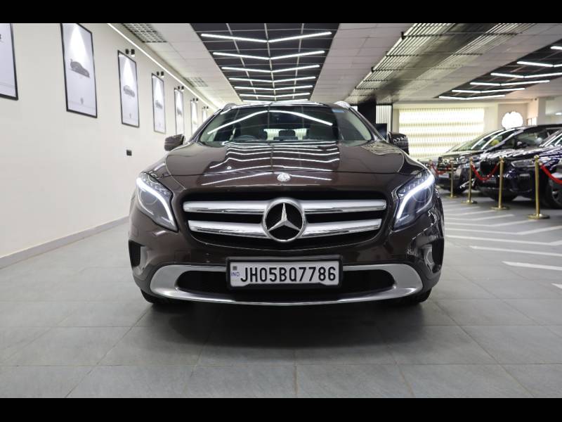 Mercedes Benz GLA Class 200 Sport