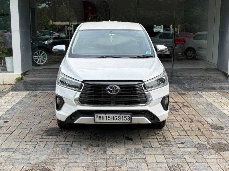 Toyota Innova Crysta 2.4 Z 7 STR