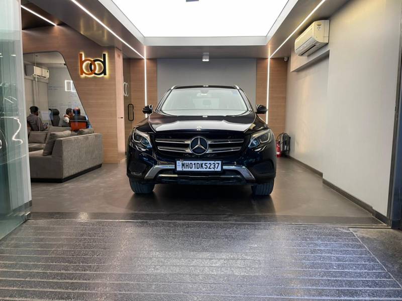 Mercedes Benz GLC 300 Progressive