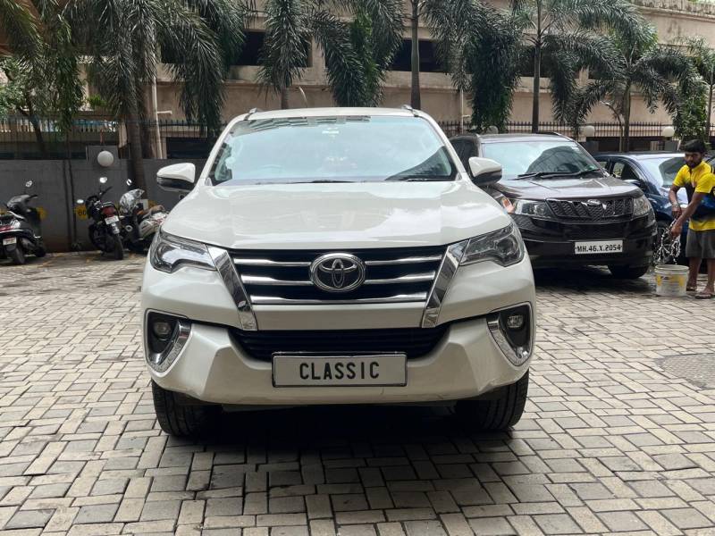 Toyota Fortuner 2.8 4x2 AT