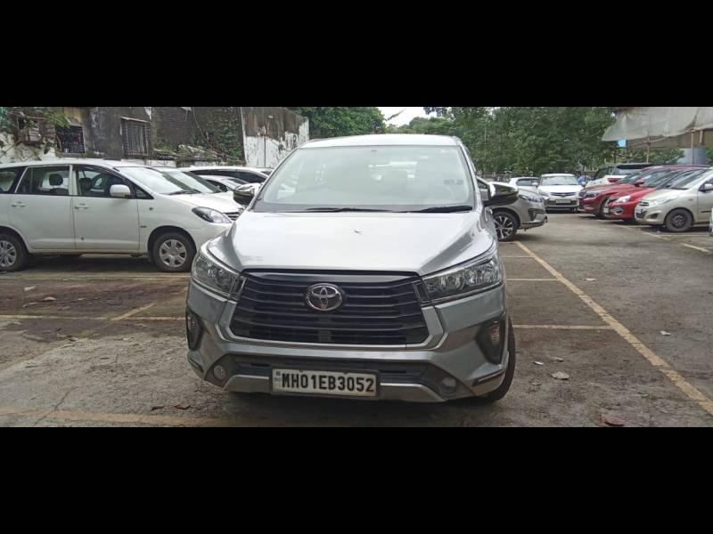Toyota Innova Crysta 2.4 GX 8 STR