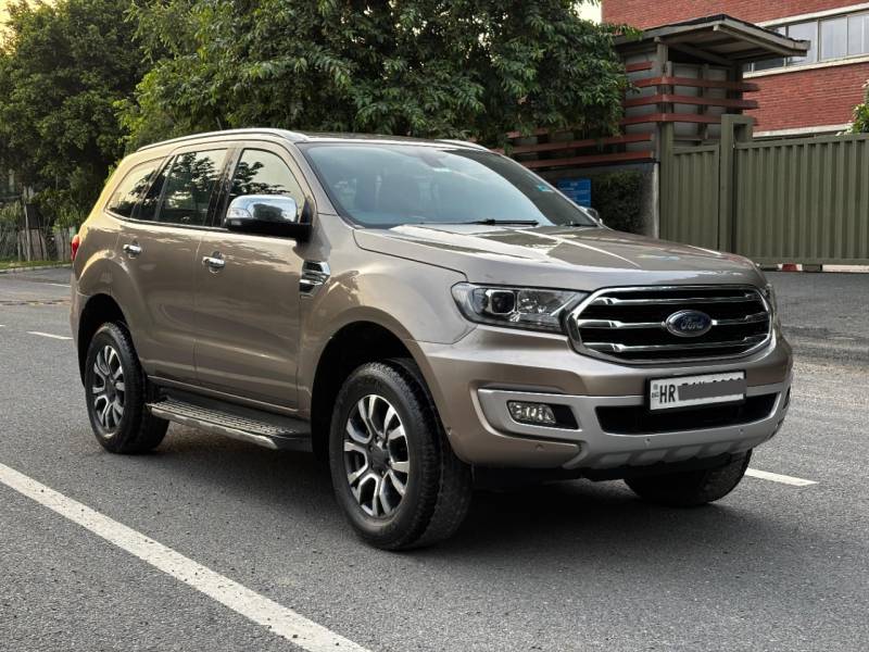 Ford Endeavour Titanium Plus 2.0 4x2 AT