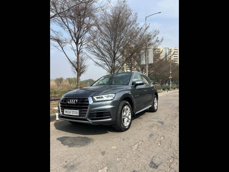 Audi Q5 35 TDI Premium Plus