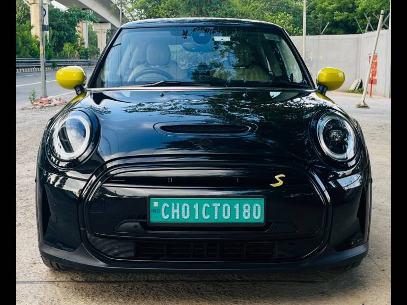 Mini Cooper SE Charged Edition