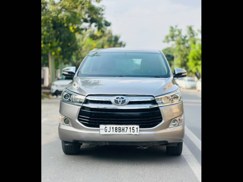 Toyota Innova Crysta 2.4 Z 7 STR
