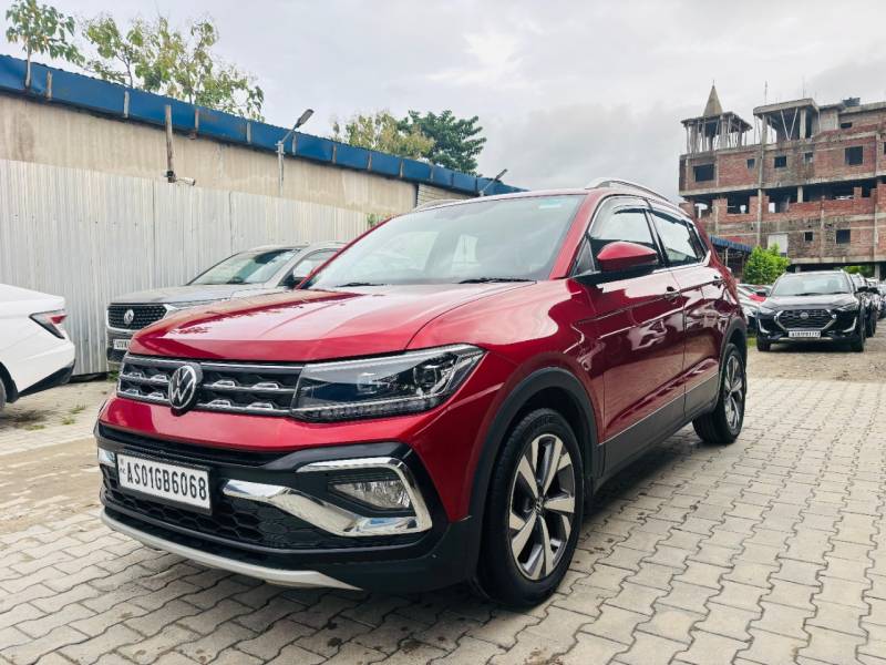 Volkswagen Taigun Topline 1.0 TSI AT (Electric Seats)