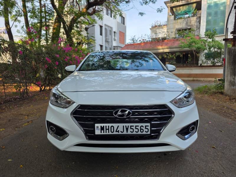 Hyundai Verna 1.6 CRDI SX Plus AT