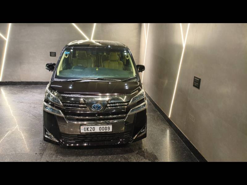 Toyota Vellfire Executive Lounge
