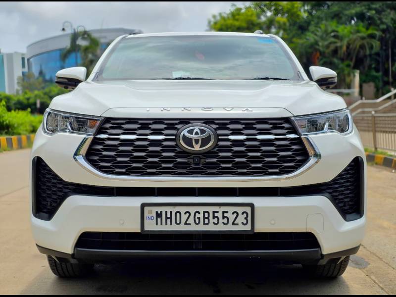 Toyota Innova Hycross VX Hybrid 7 STR