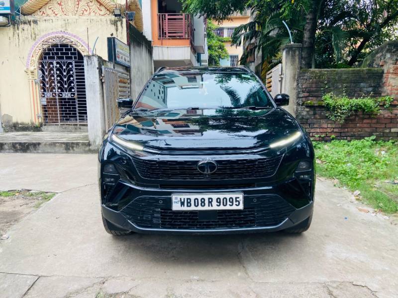 Tata Harrier Fearless Plus Dark Edition