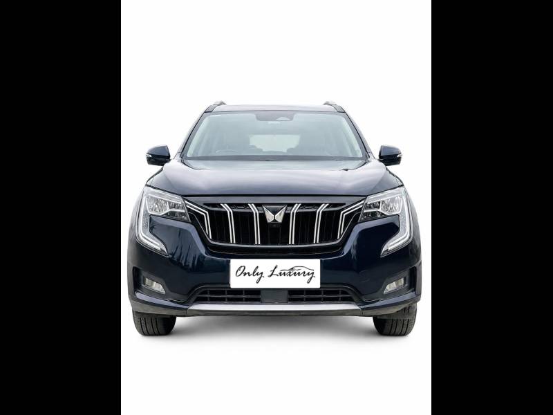 Mahindra XUV700 AX7 Luxury Pack Diesel AT AWD 7 STR