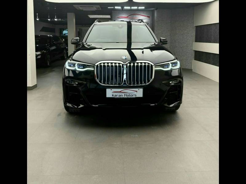 BMW X7 xDrive40i M Sport (Petrol)