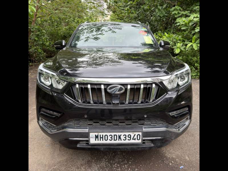 Mahindra Alturas G4 4WD AT