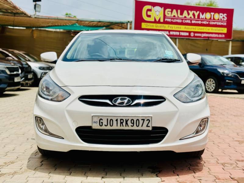 Hyundai Verna 1.6 VTVT SX AT