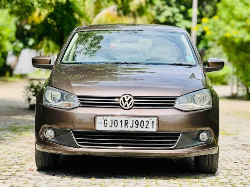 Volkswagen Vento 1.6 Comfortline AT