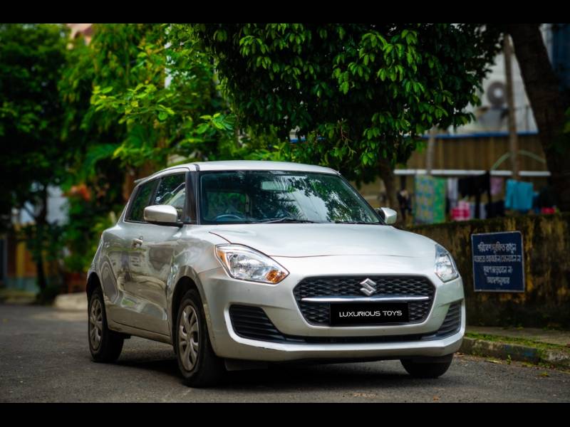 Maruti Suzuki Swift VXi AMT