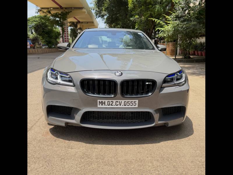 BMW M5 Sedan