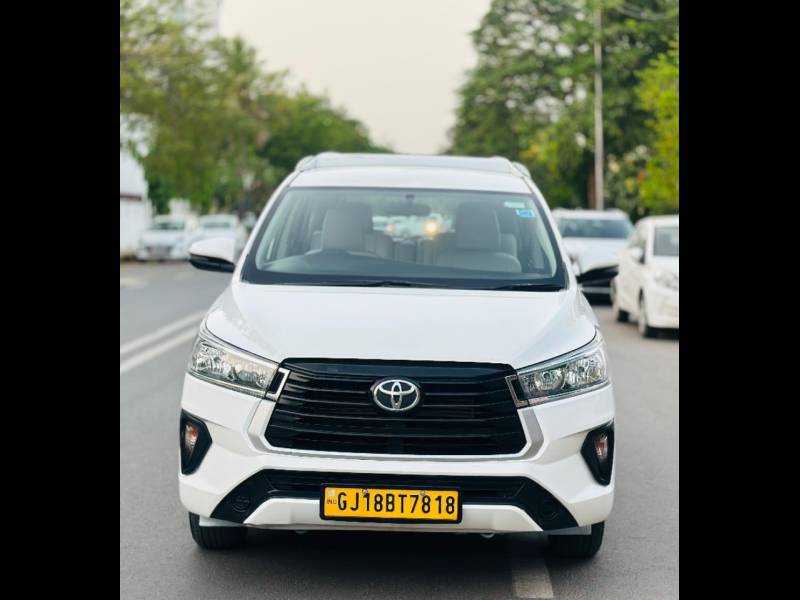 Toyota Innova Crysta 2.4 GX 7 STR