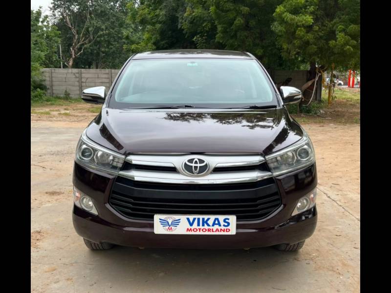Toyota Innova Crysta 2.8 ZX AT 7 STR