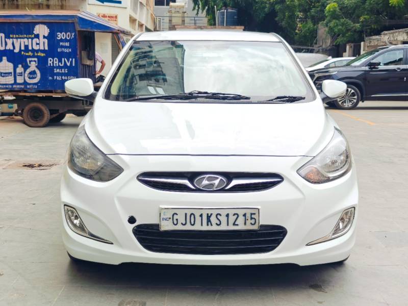 Hyundai Verna Fluidic 1.6 CRDi EX
